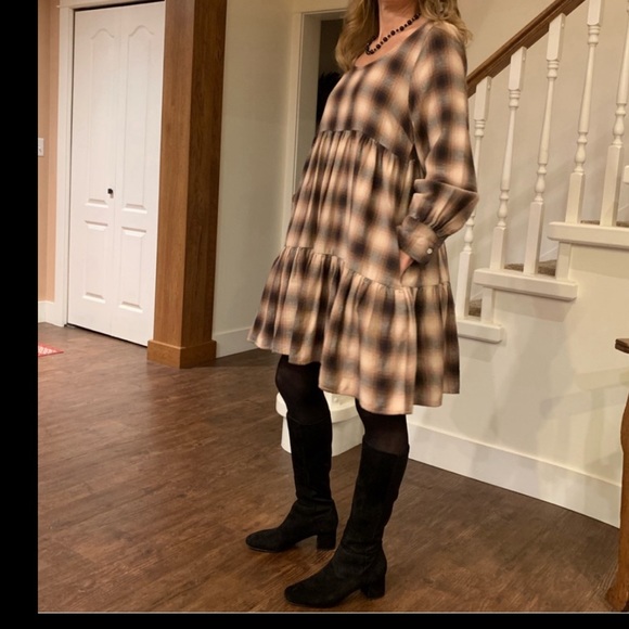 Nwt Levi dress - Picture 11 of 11